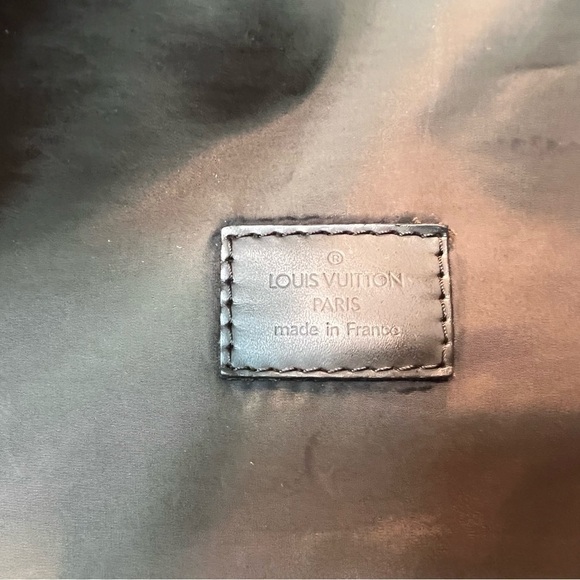 LOUIS VUITTON Damier Geant Messenger
Shoulder Bag Canvas Noir Black *Like New* - Picture 10 of 10